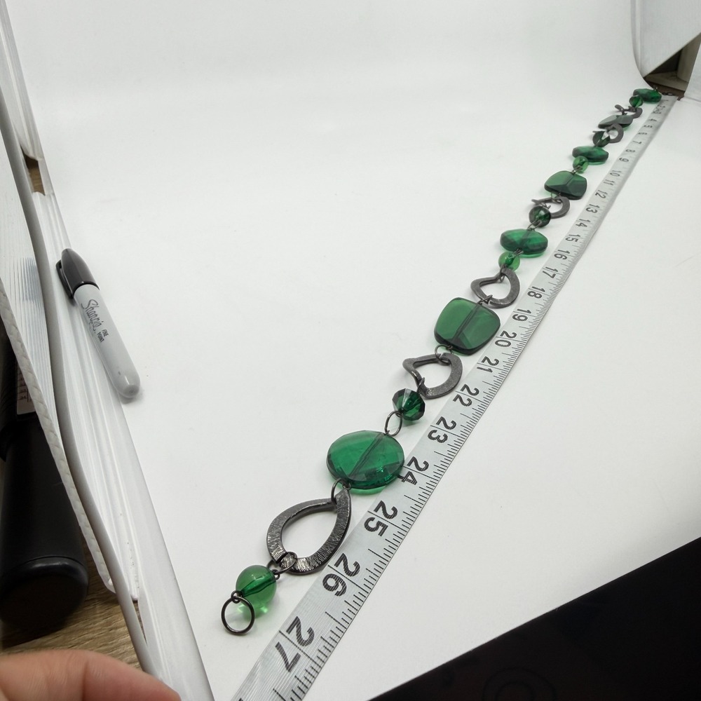 Emerald Green Statement Necklace Faceted Beads Gunmetal Tone Links Boho Chic - Picture 15 of 17